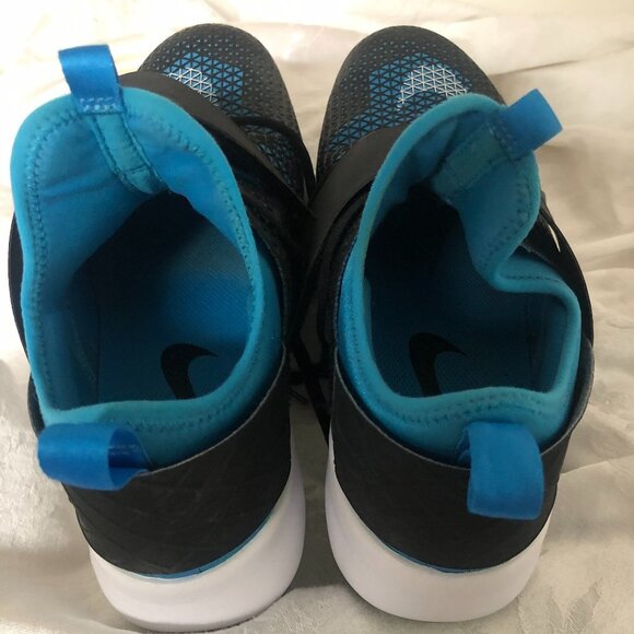 Nike Air Zoom Strong Women Training Shoes - Picture 6 of 16